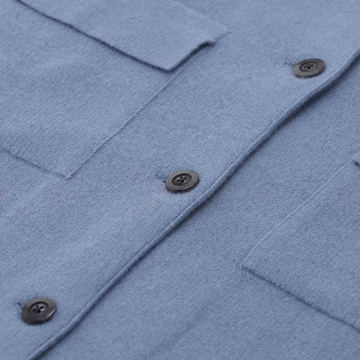 Strickjacke aus Kaschmir-Mischgewebe mit lässiger Passform