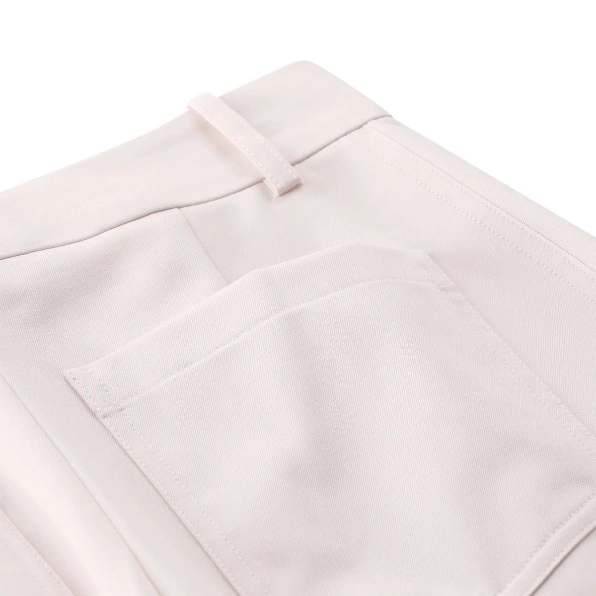 Elegante, weite Stoffhose mit Taschen