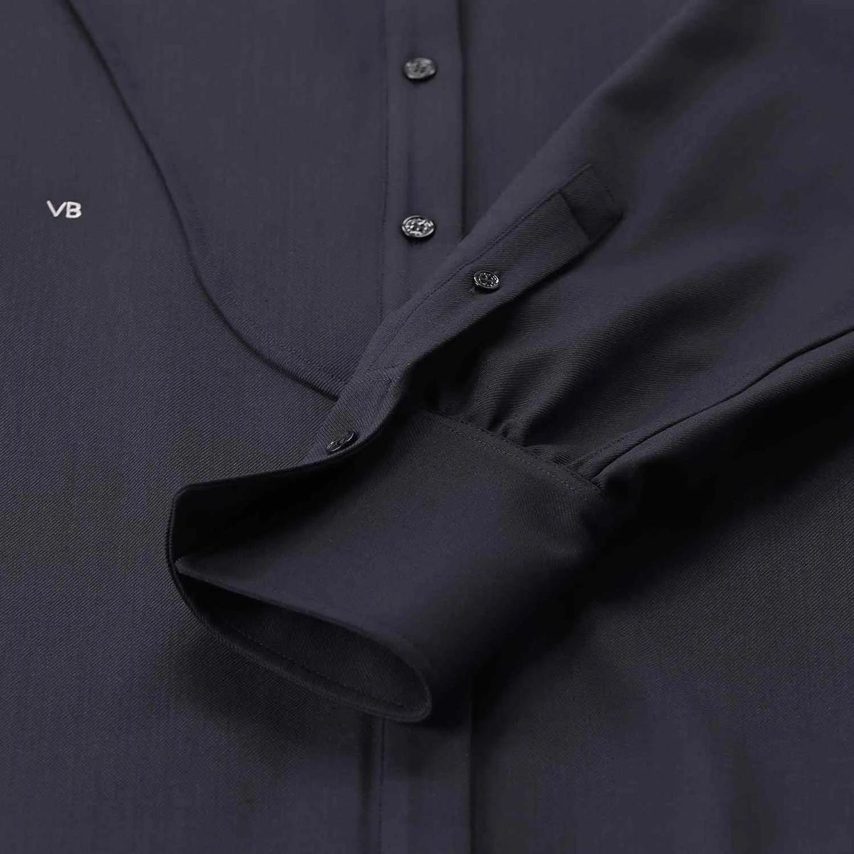 Klassisches Hemd mit weiter Passform