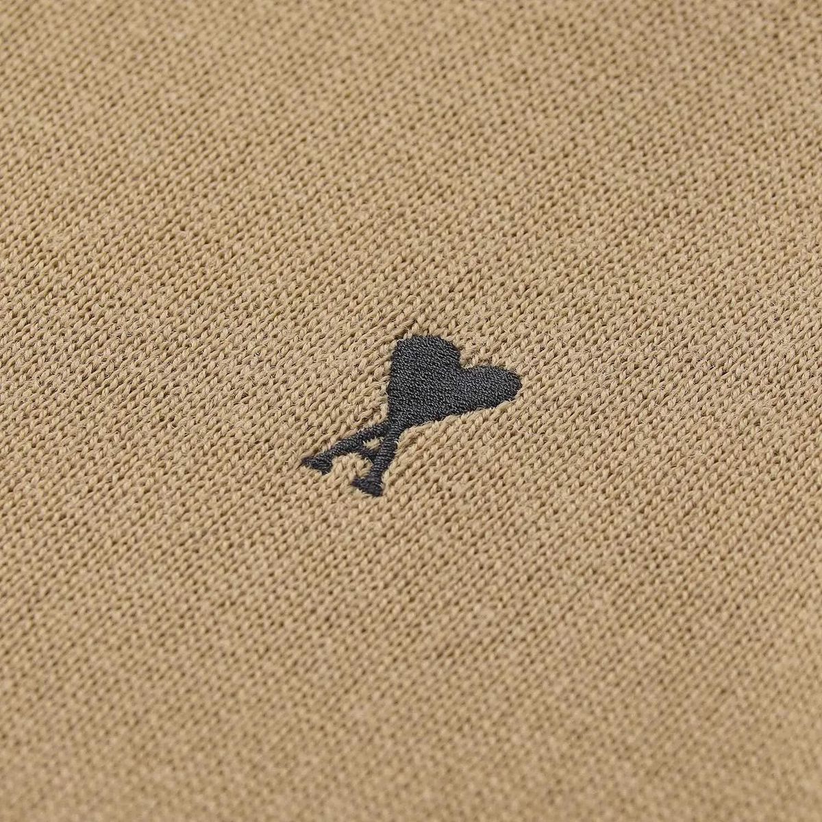 Eleganter Rollkragen-Strickpullover mit Logo