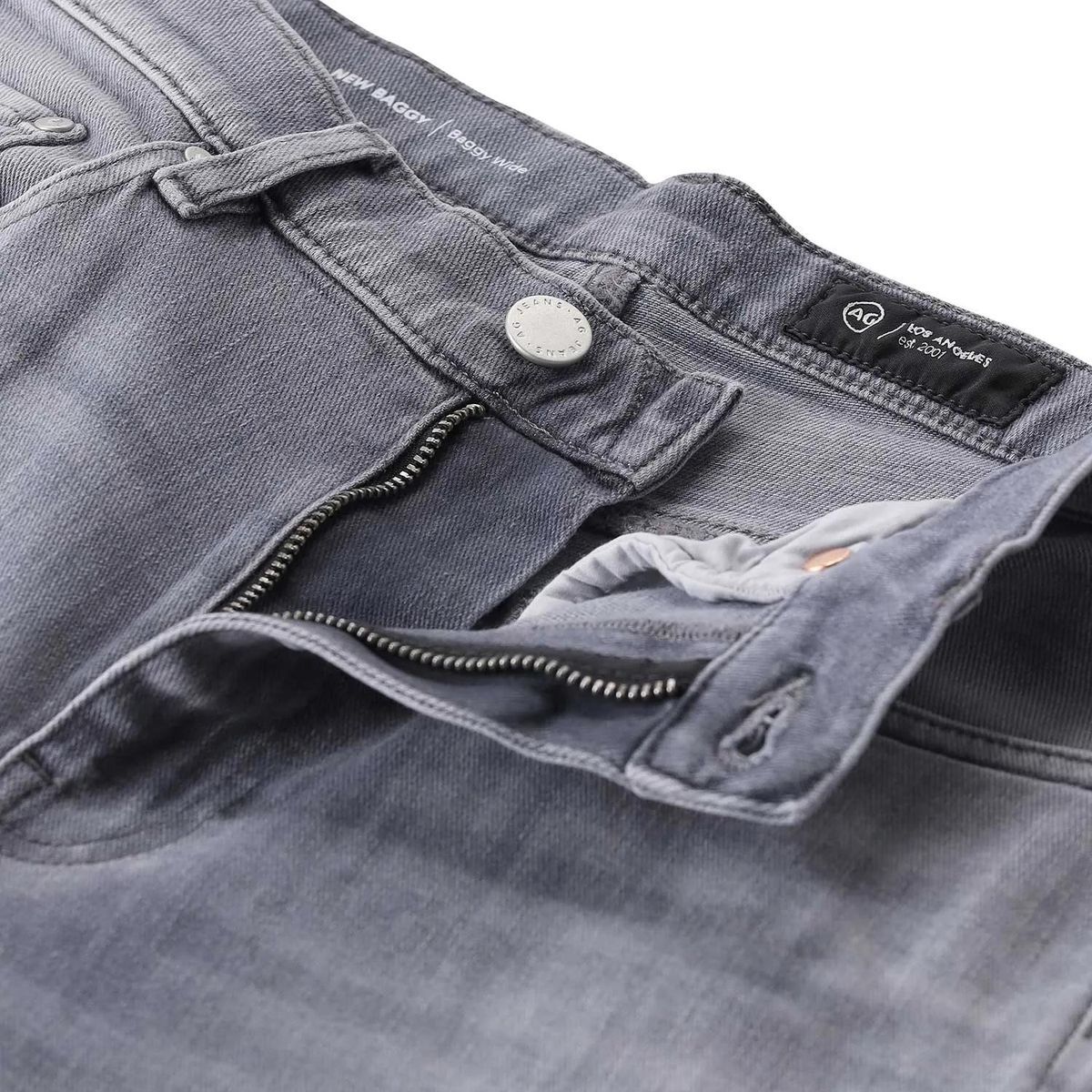 Baggy Jeans mit weitem Bein