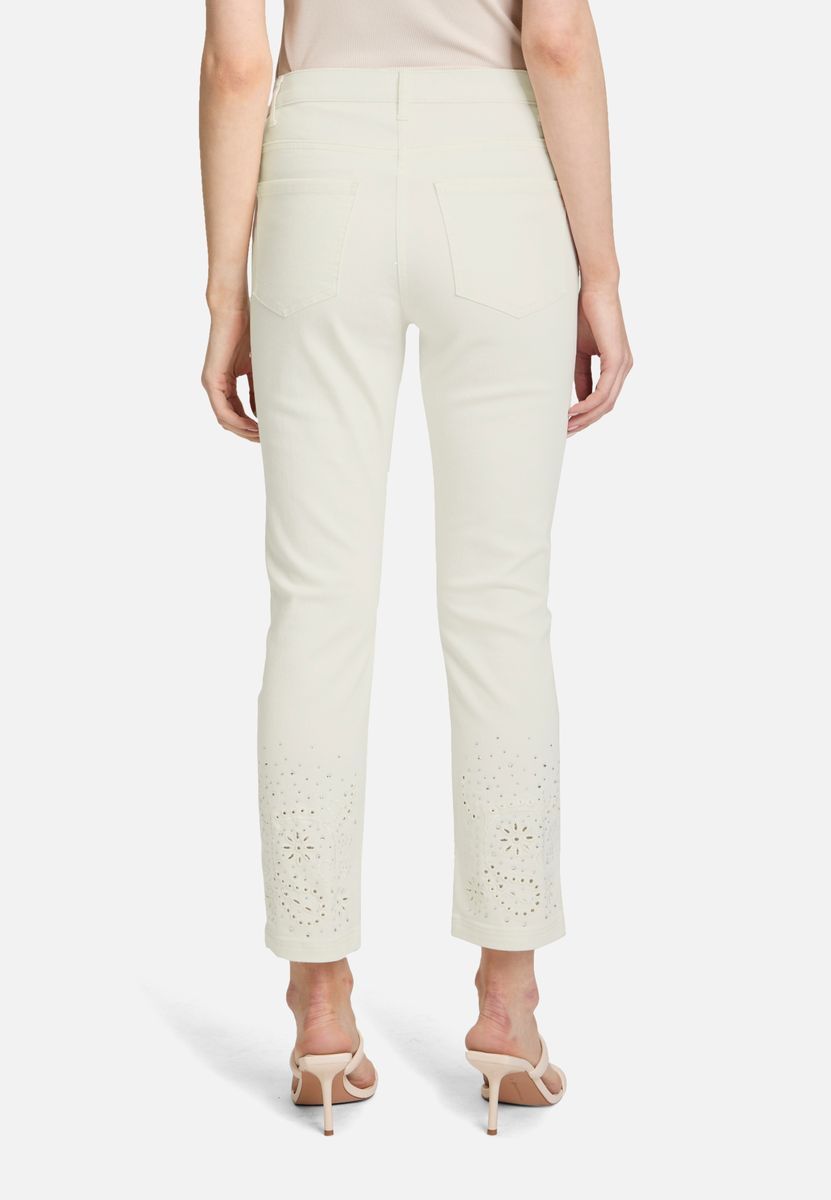 Schmal geschnittene, verkürzte Hose mit Stickerei