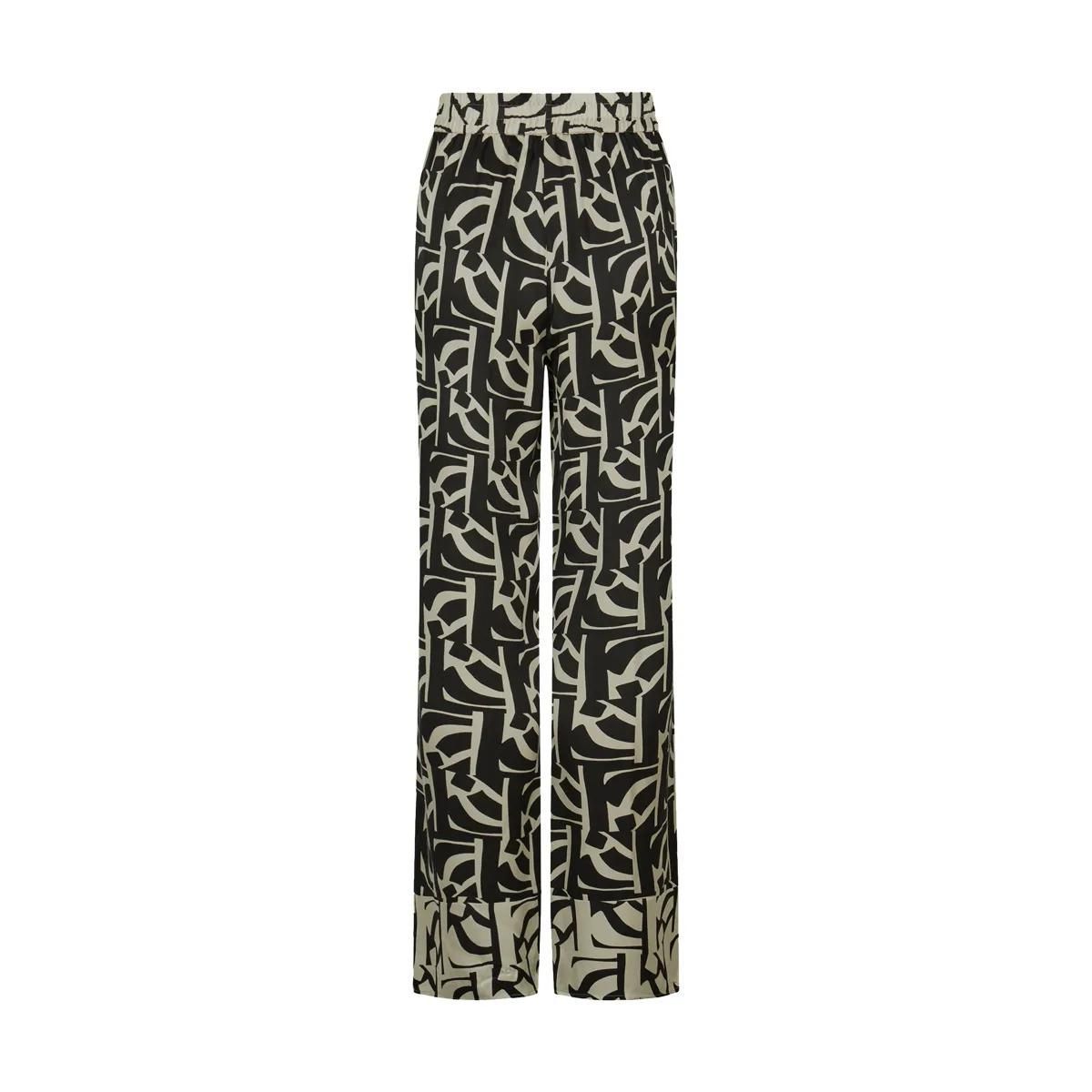 Hose mit abstraktem Druck und weitem Bein