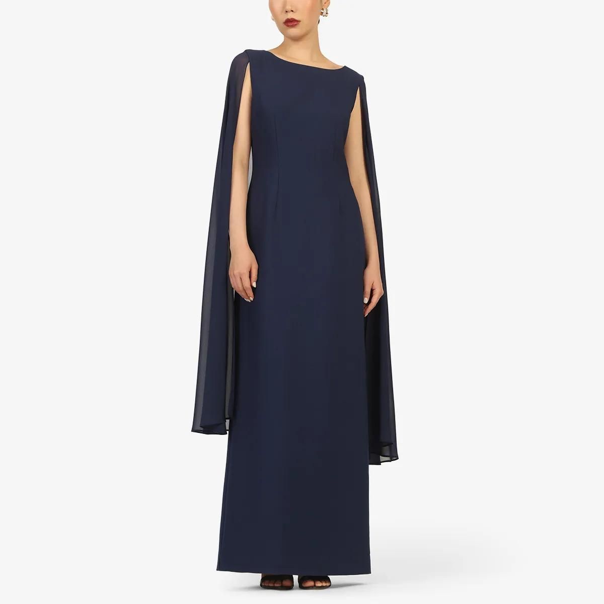 Elegantes marineblaues Kleid mit Cape-Ärmeln