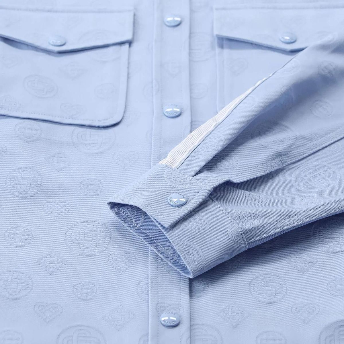 Hellblaue Hemdjacke aus Baumwollmischung