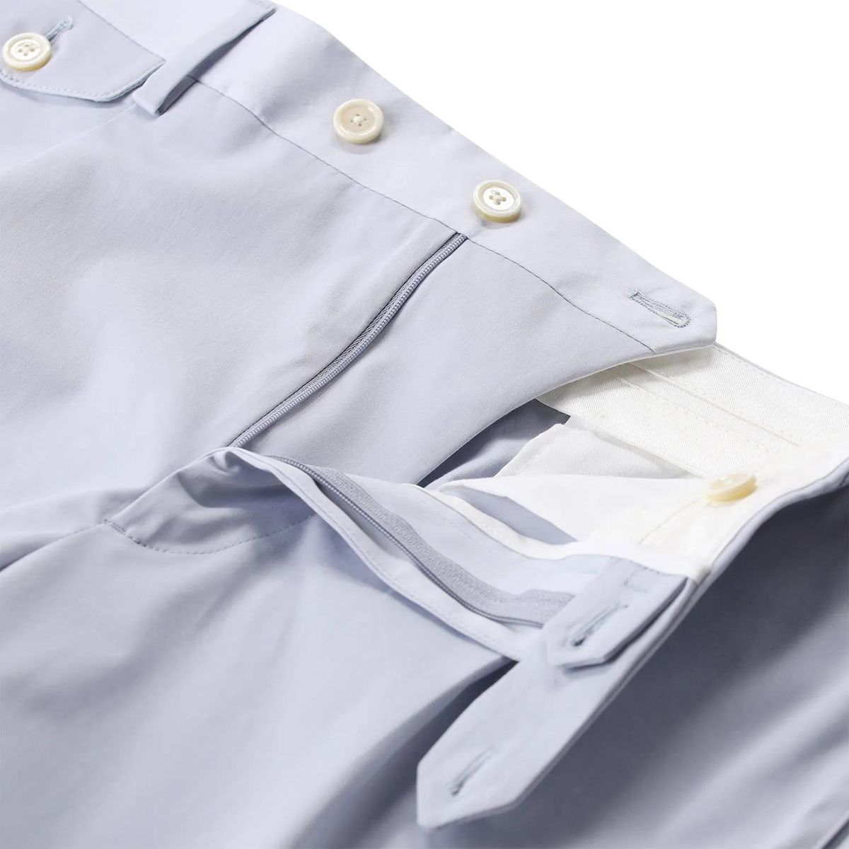 Maßgeschneiderte Shorts mit Bundfalten