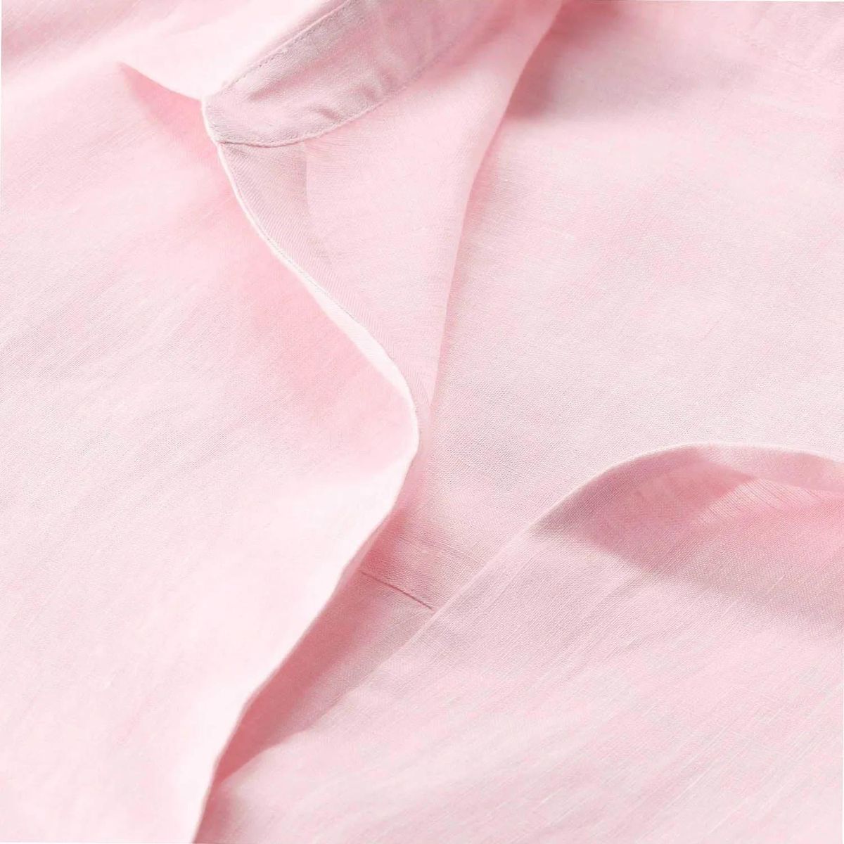 Leichtes Leinenhemd mit klassischem Kragen