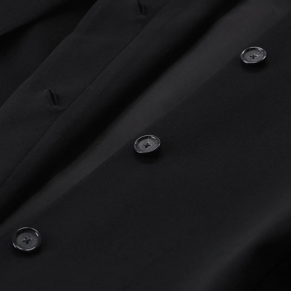 Moderner, verkürzter Blazer aus Wollmischung