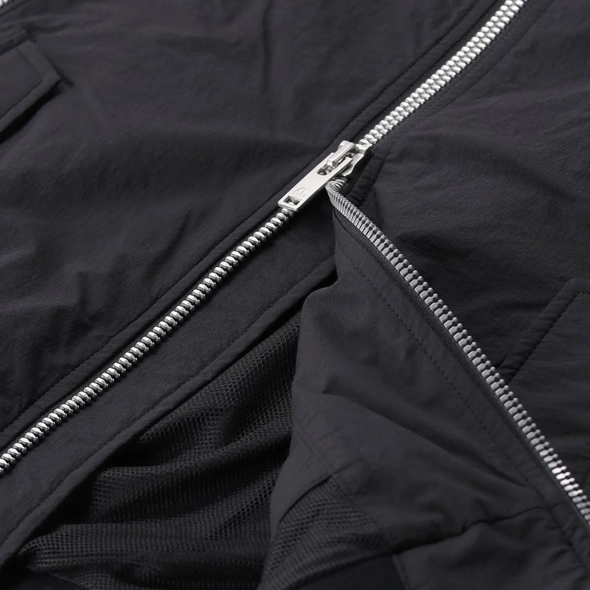 Bomberjacke mit Logo-Patch