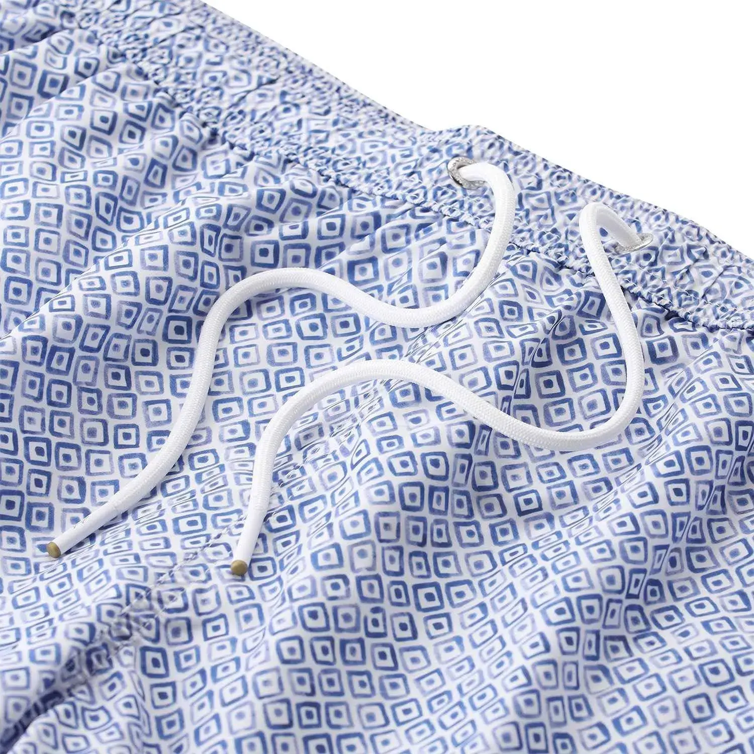 Gemusterte Badeshorts mit elastischem Bund