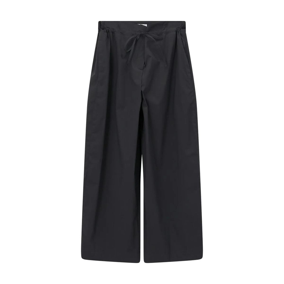 Weite, verkürzte Stoffhose