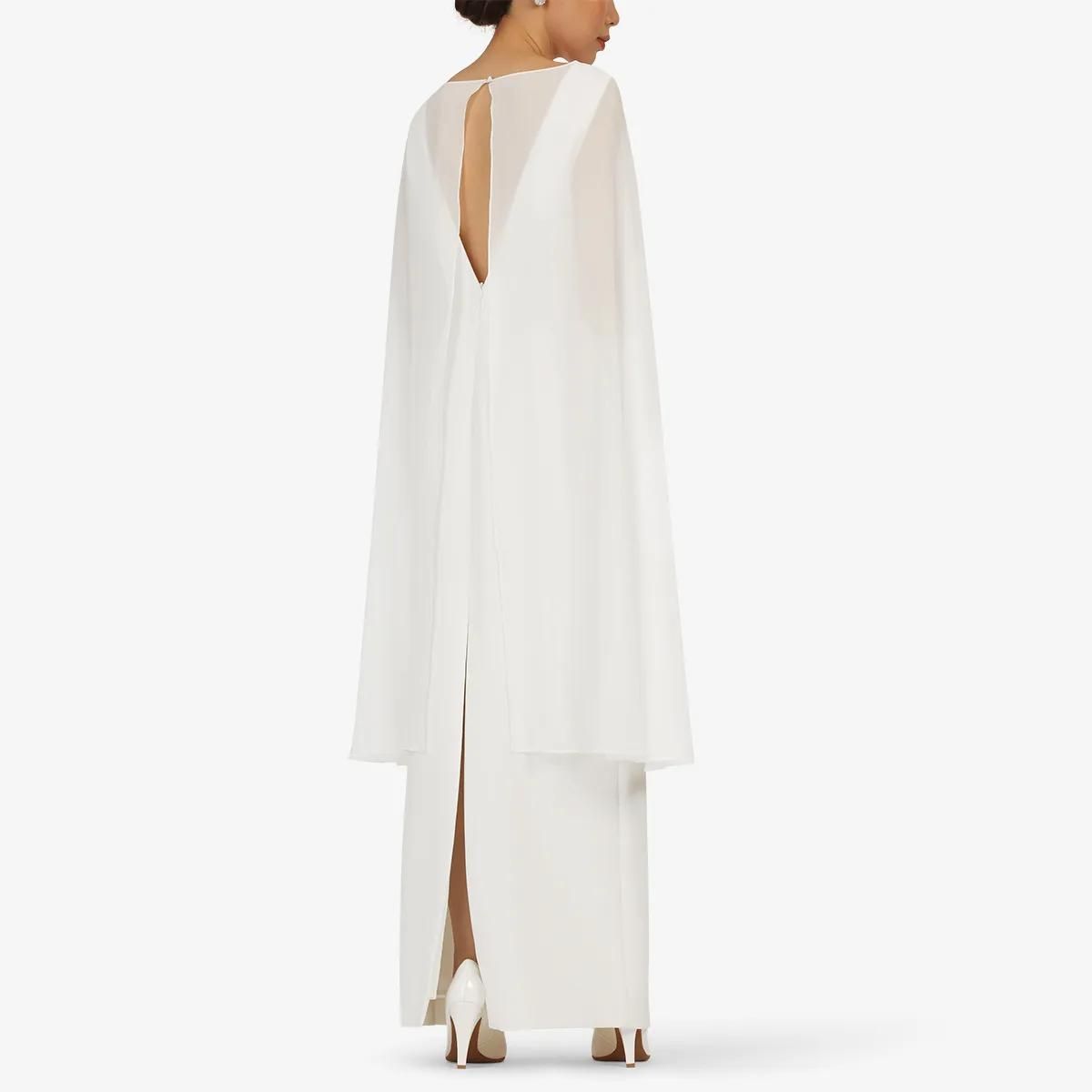 Elegantes Abendkleid mit Cape