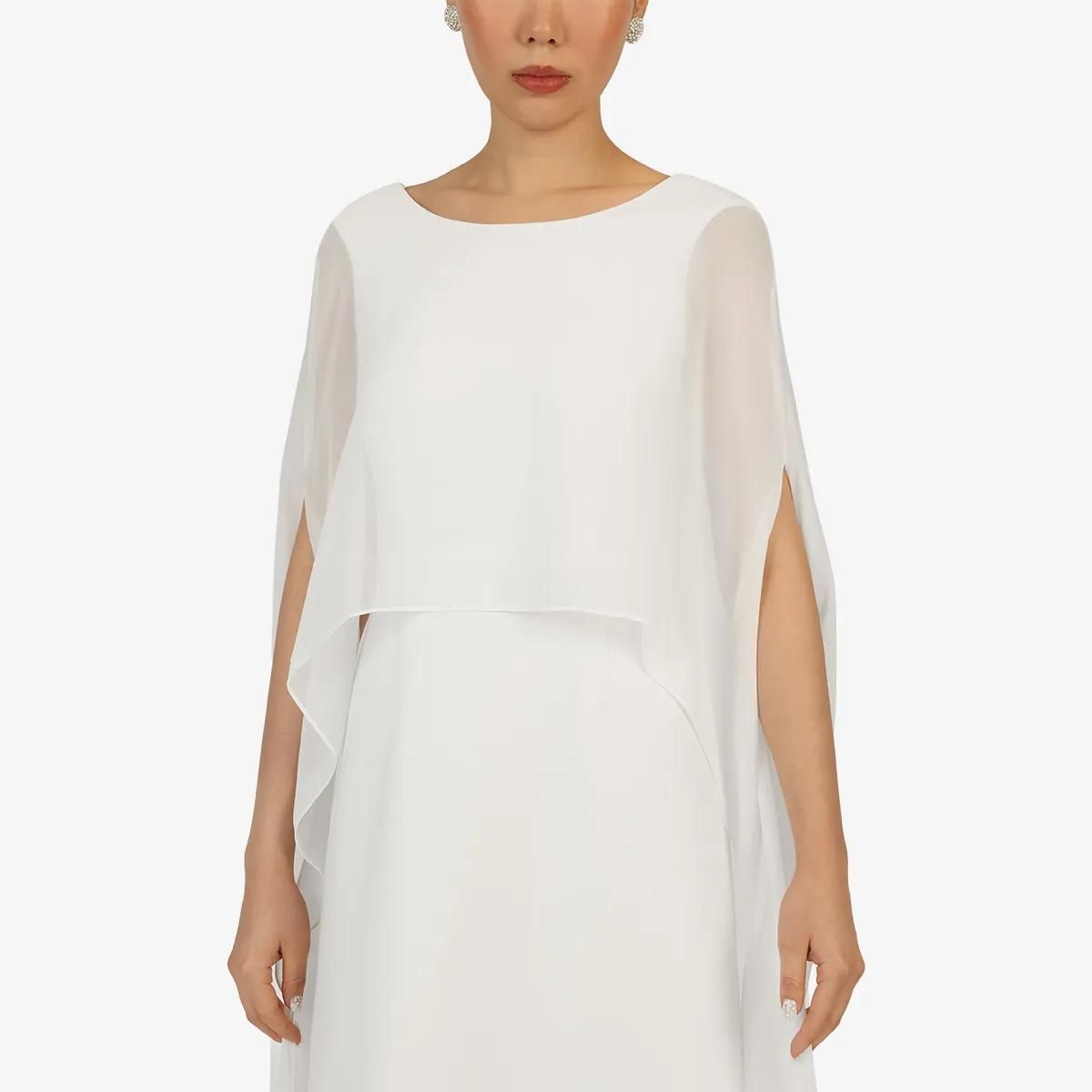 Elegantes Maxikleid mit Cape-Ärmeln