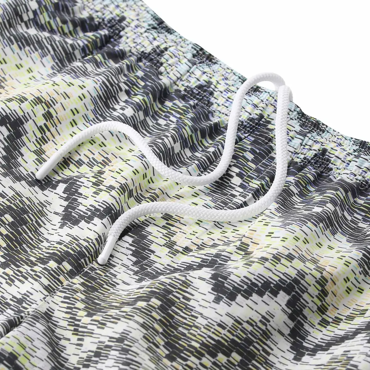 Badeshorts mit Zickzackmuster