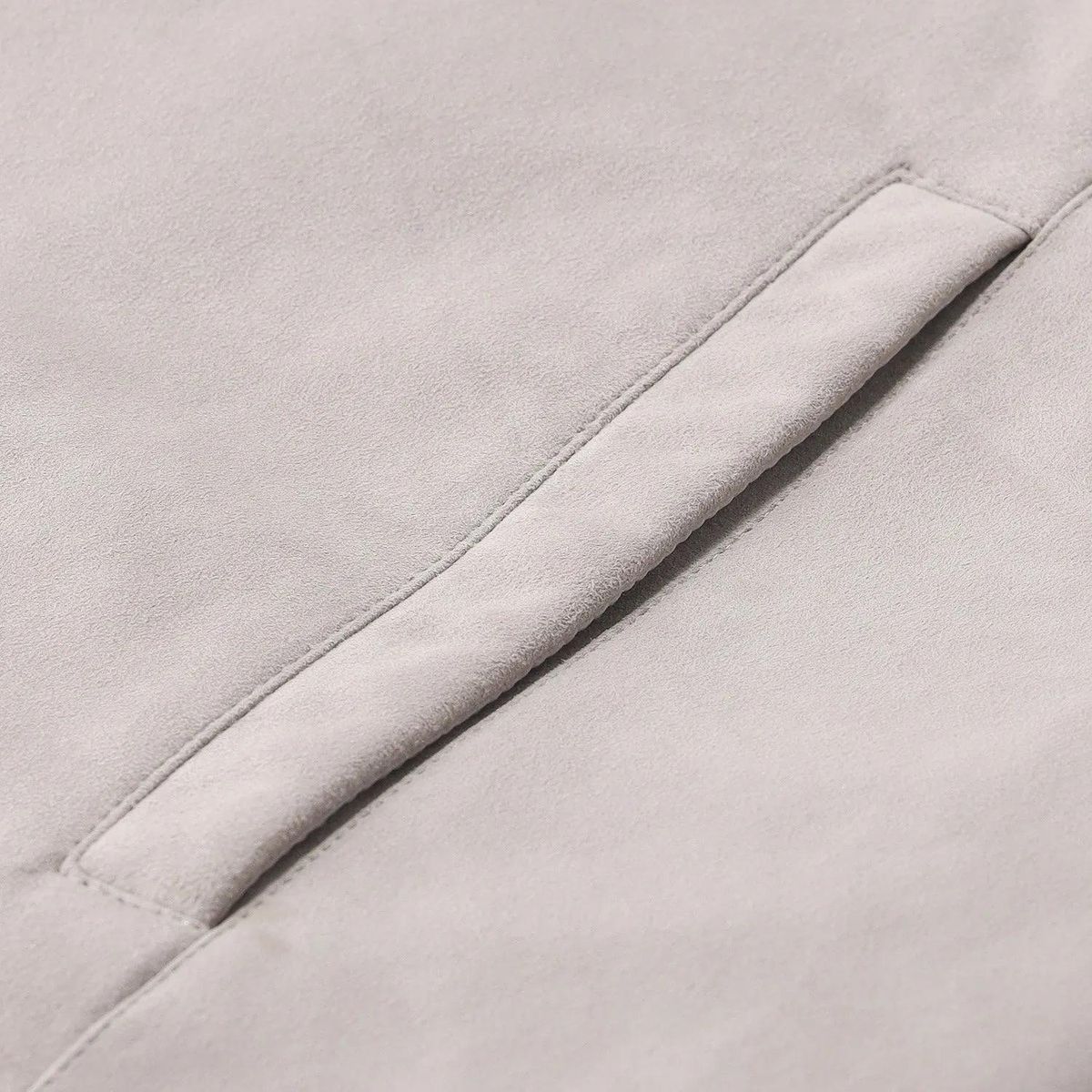 Velourslederjacke mit Kapuze und abnehmbaren Ärmeln