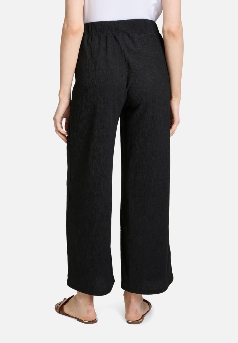 Strukturierte Culotte mit weitem Bein