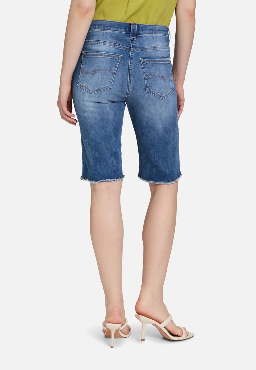 Jeans-Bermudashorts mit ausgefranstem Saum