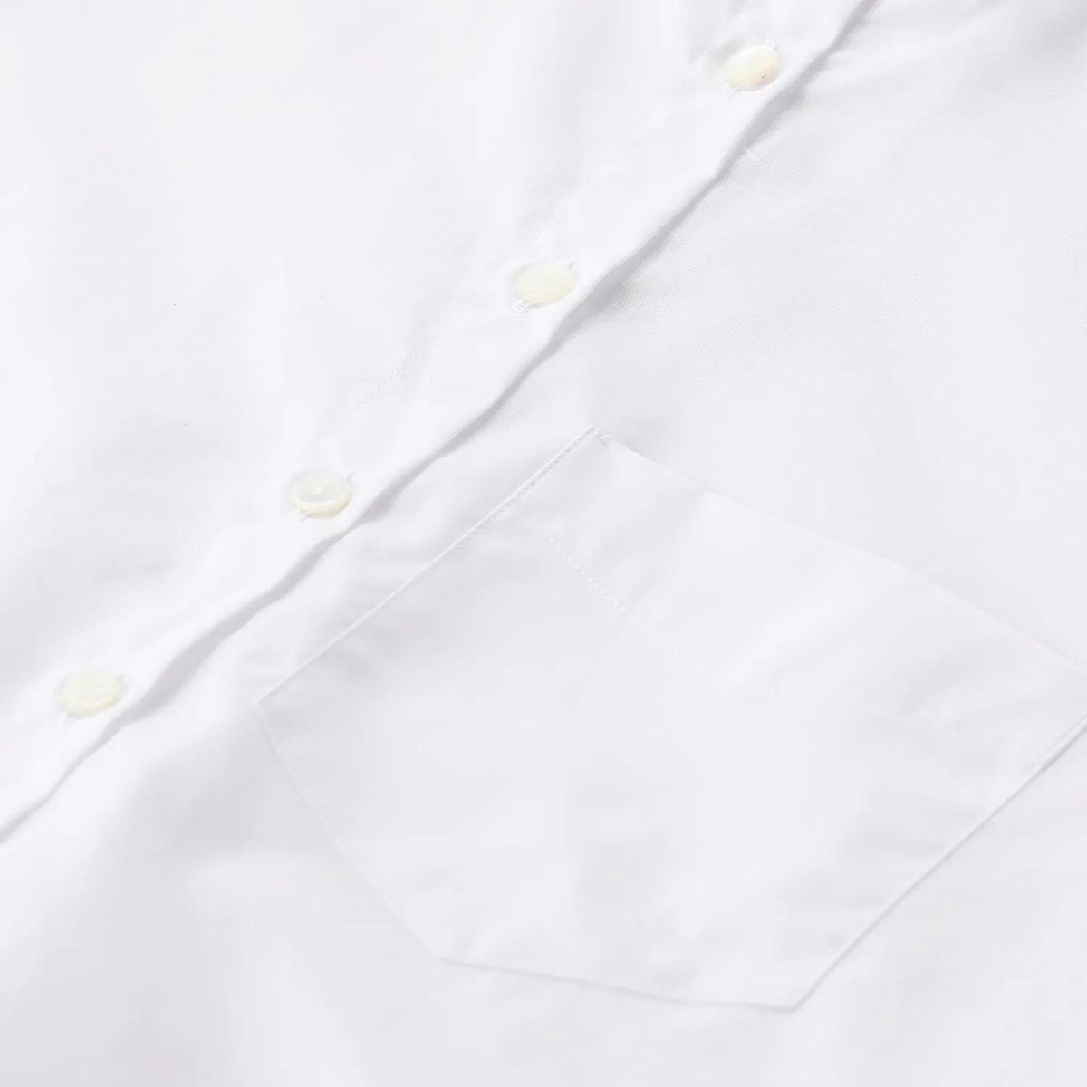 Klassisches Kurzarm-Hemd mit Knopfleiste