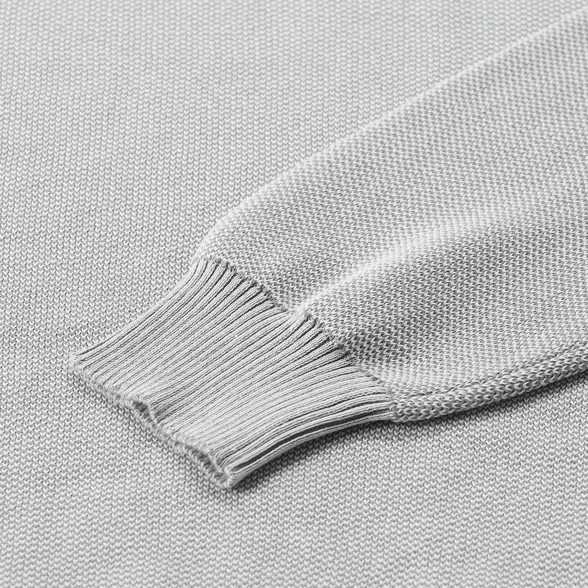 Klassischer Baumwoll-Strickpullover mit Rundhalsausschnitt