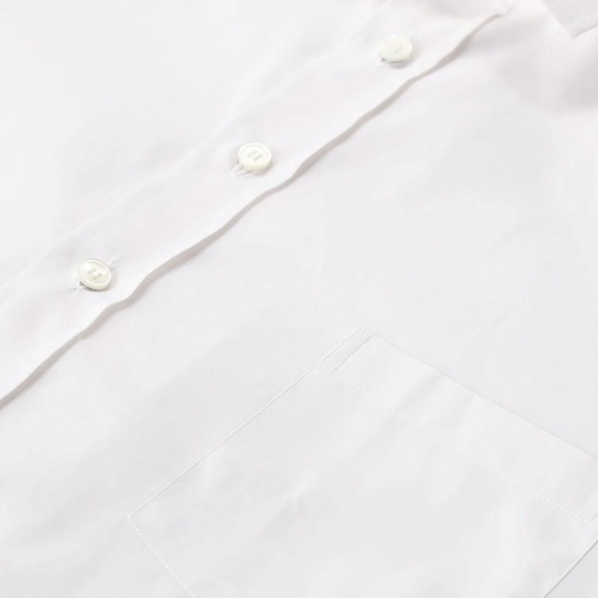 Moderne, klassische Bluse mit entspannter Passform