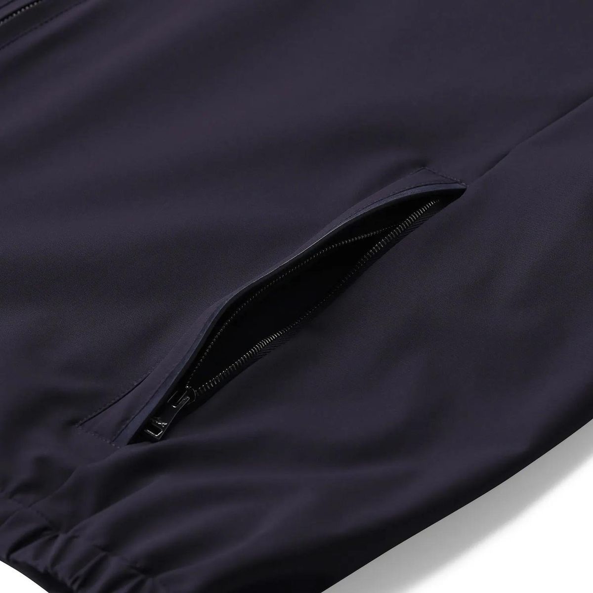 Technische Reißverschlussjacke mit Logo-Detail