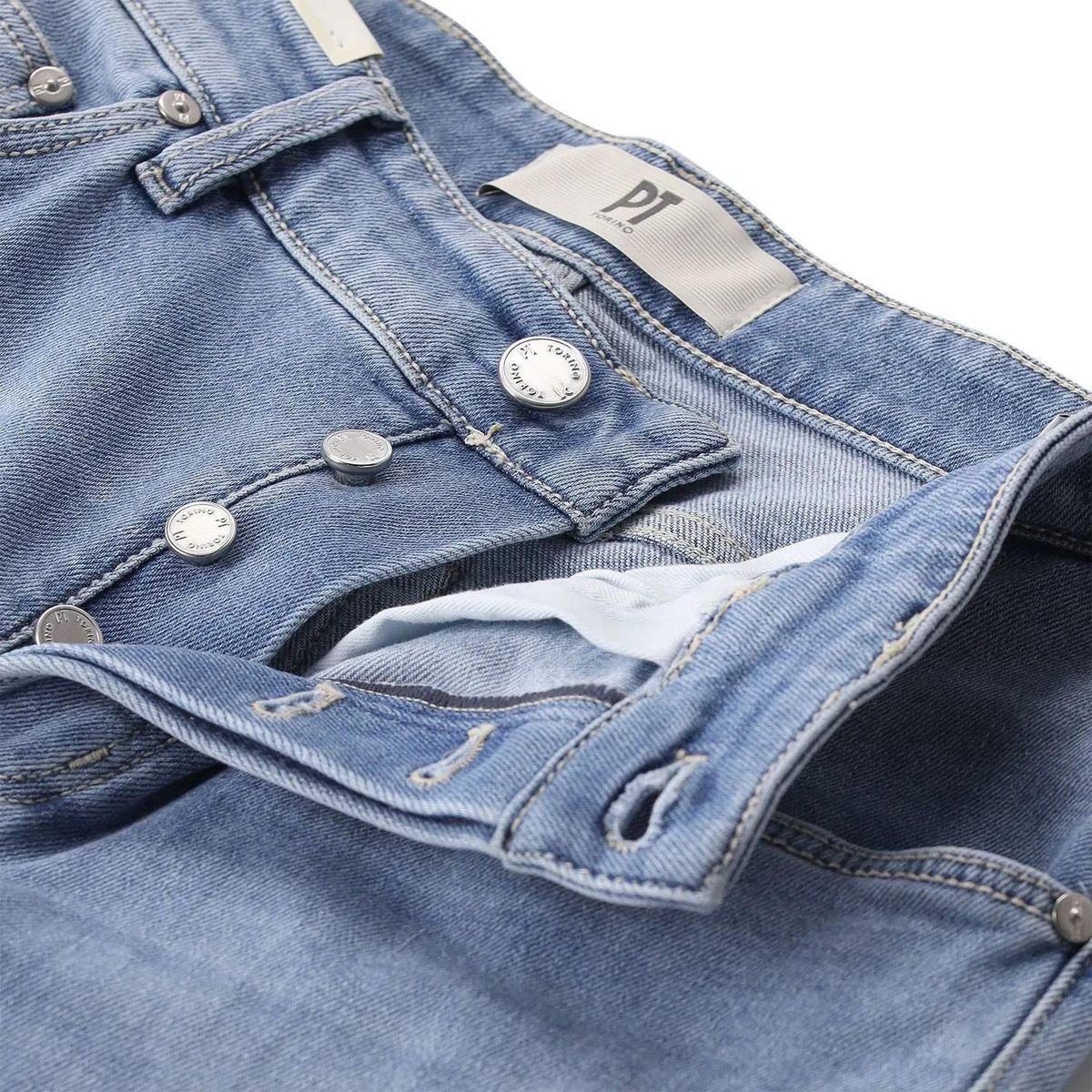 Tapered Fit Jeans in heller Waschung