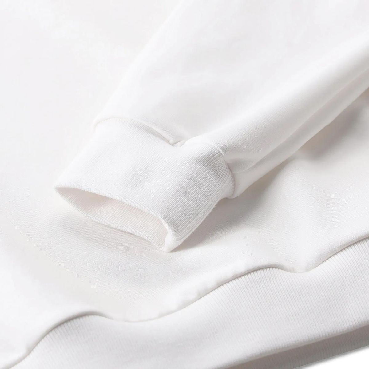 Minimalistischer Essential Hoodie mit Kordelzug