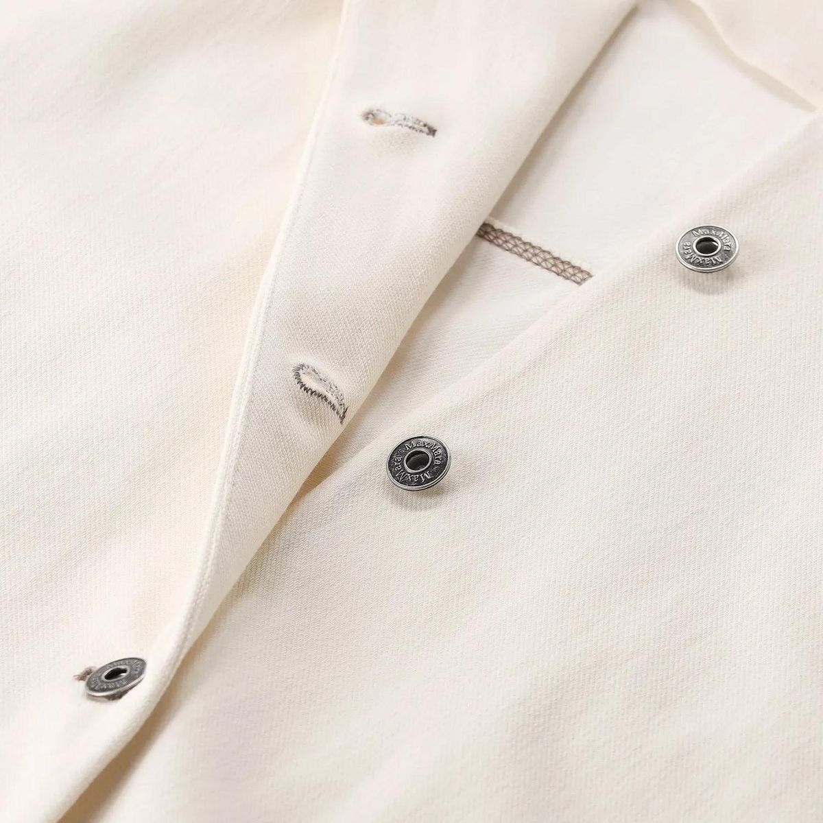 Klassische Jacke mit Knopfleiste aus Baumwollmischung