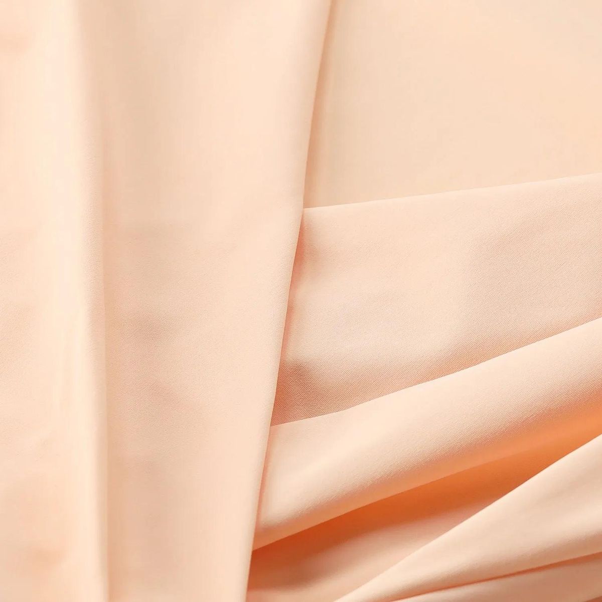 Elegante Bluse mit Wickeloptik und Ballonärmeln