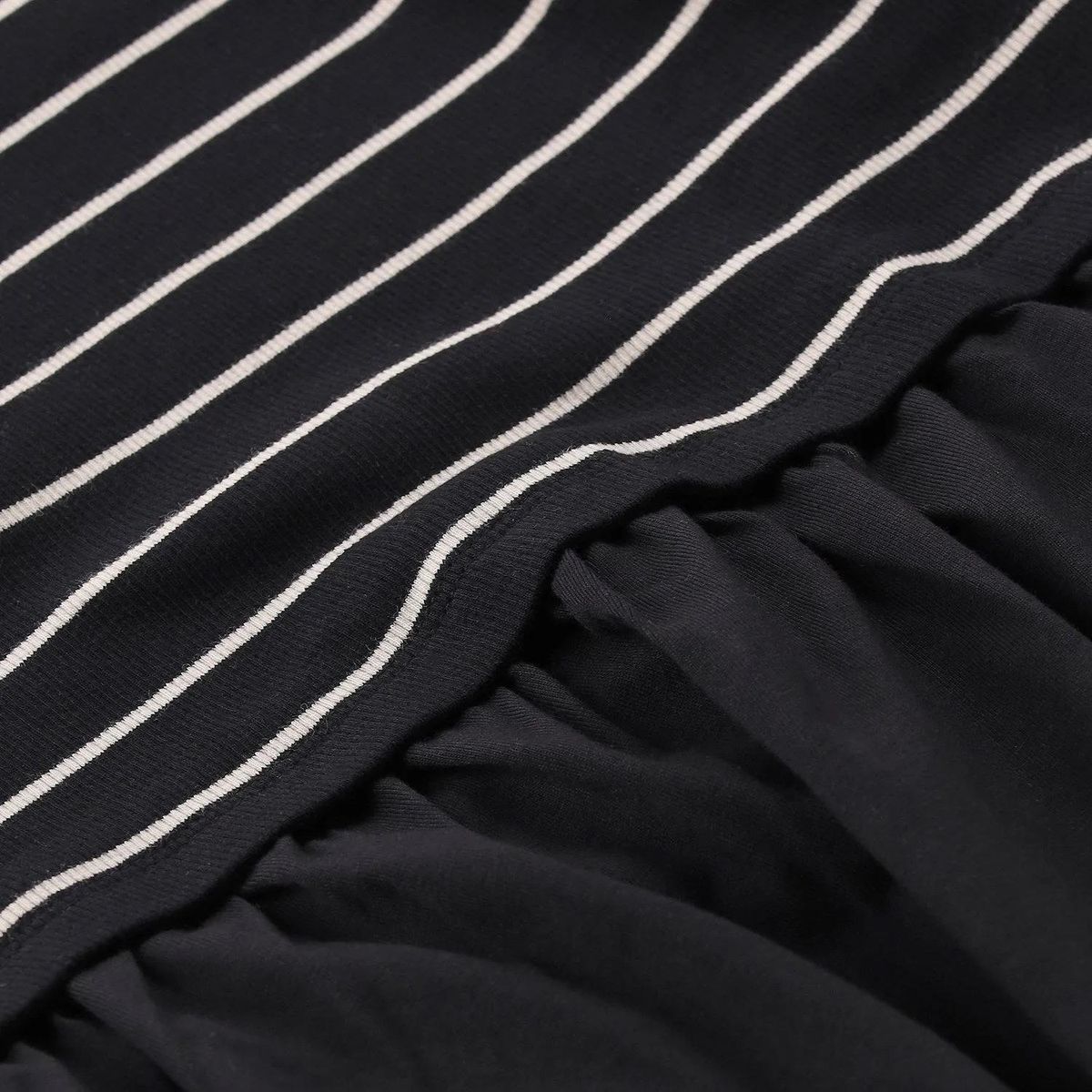 Gestreiftes Midi-Kleid