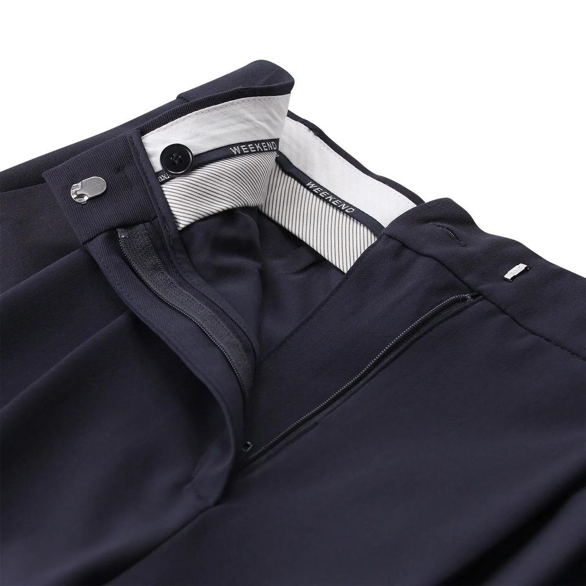 Weite, maßgeschneiderte Hose