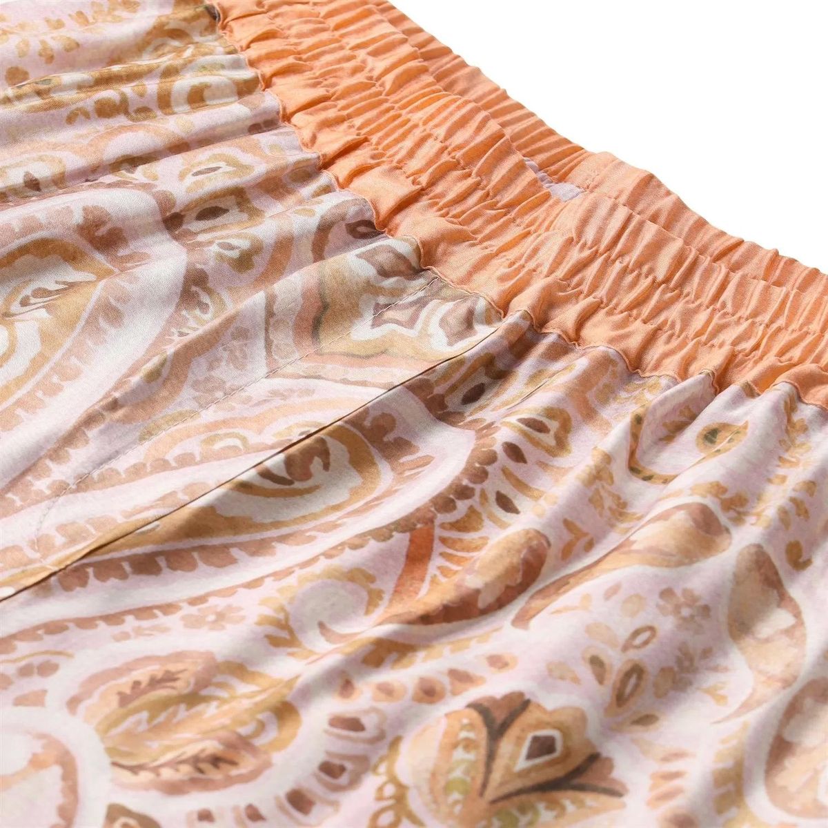 Loungehose aus Satin mit Paisleymuster