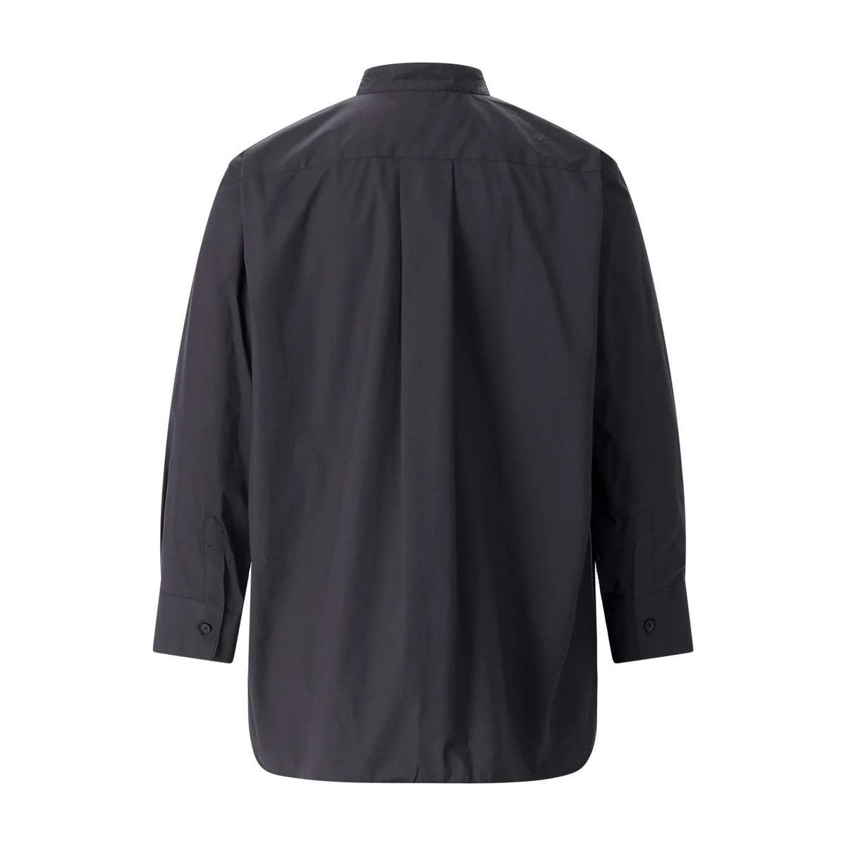 Minimalistisches Langarmhemd mit Stehkragen