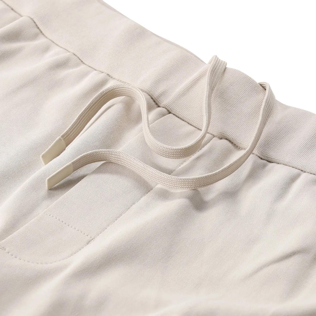 Beige Cargo-Shorts mit Kordelzug