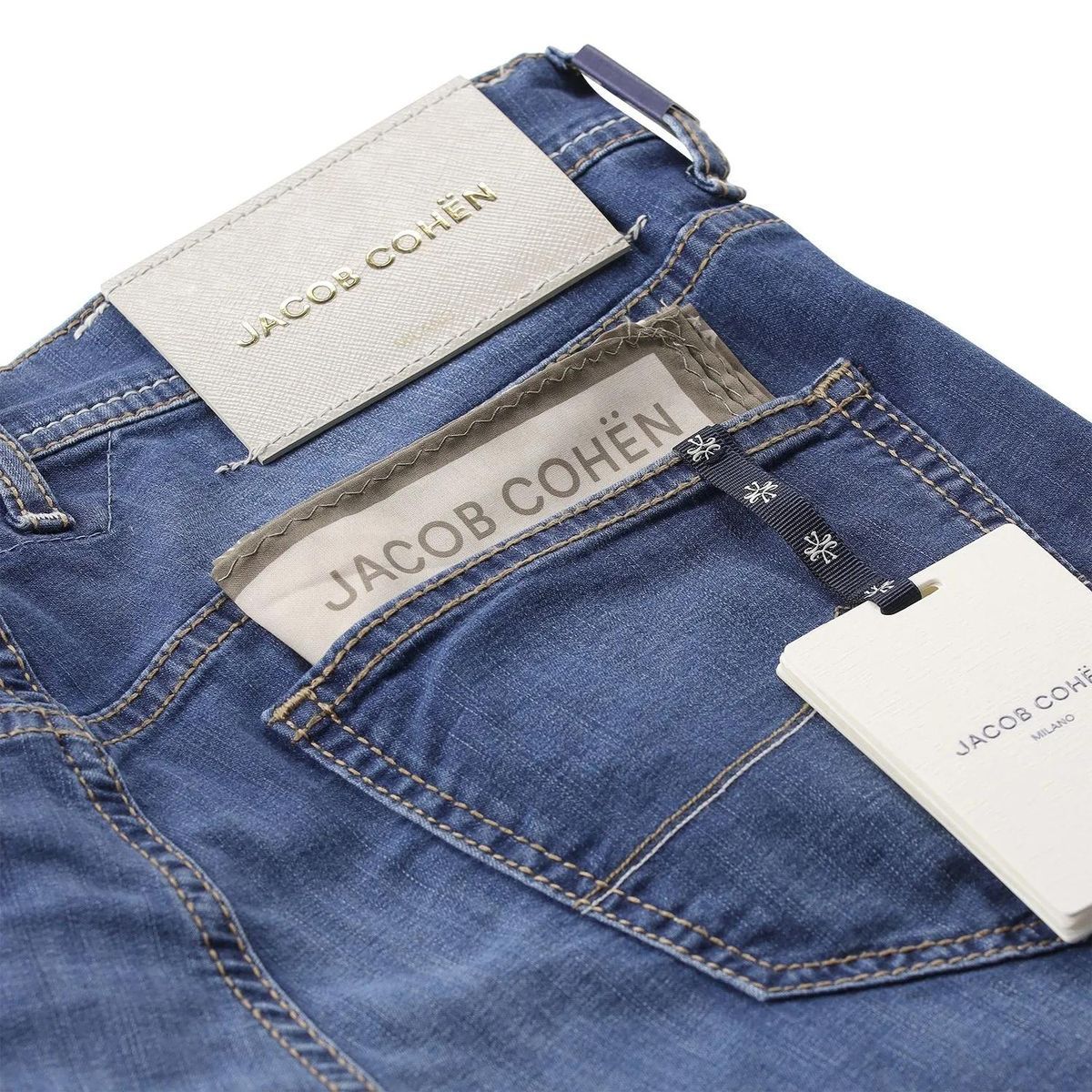 Slim-Fit Jeansshorts aus Denim