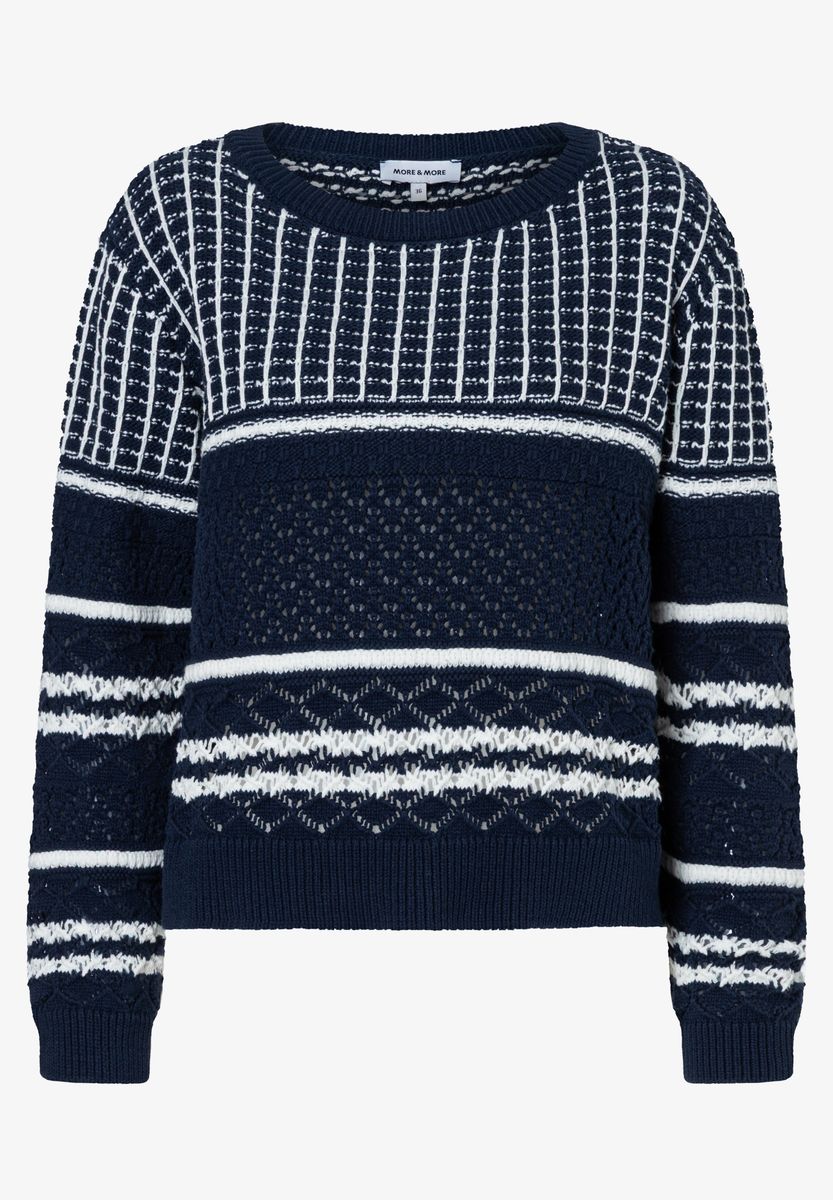 Marineblauer und weiß gemusterter Strickpullover