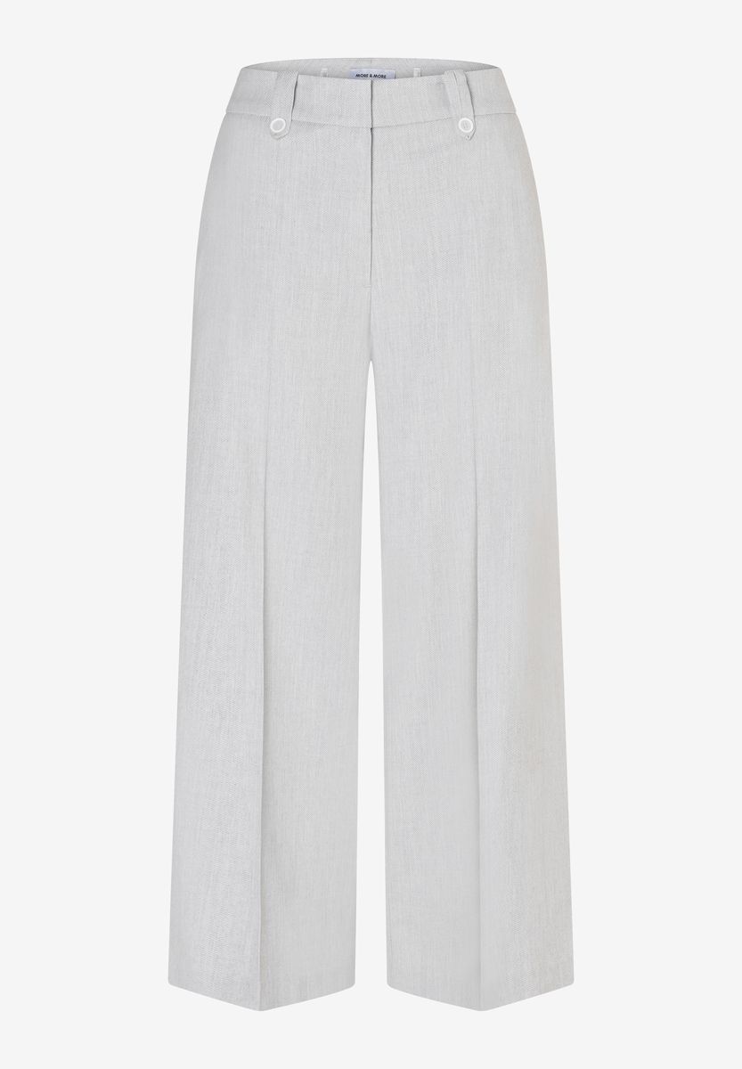 Marineblaue, weit geschnittene Culottes mit Gürtel