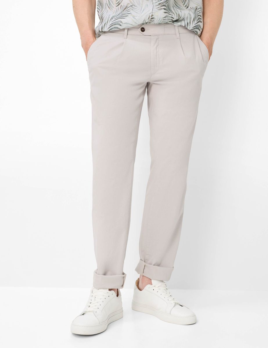 Herren Regular Fit Bundfalten Chino Hose
