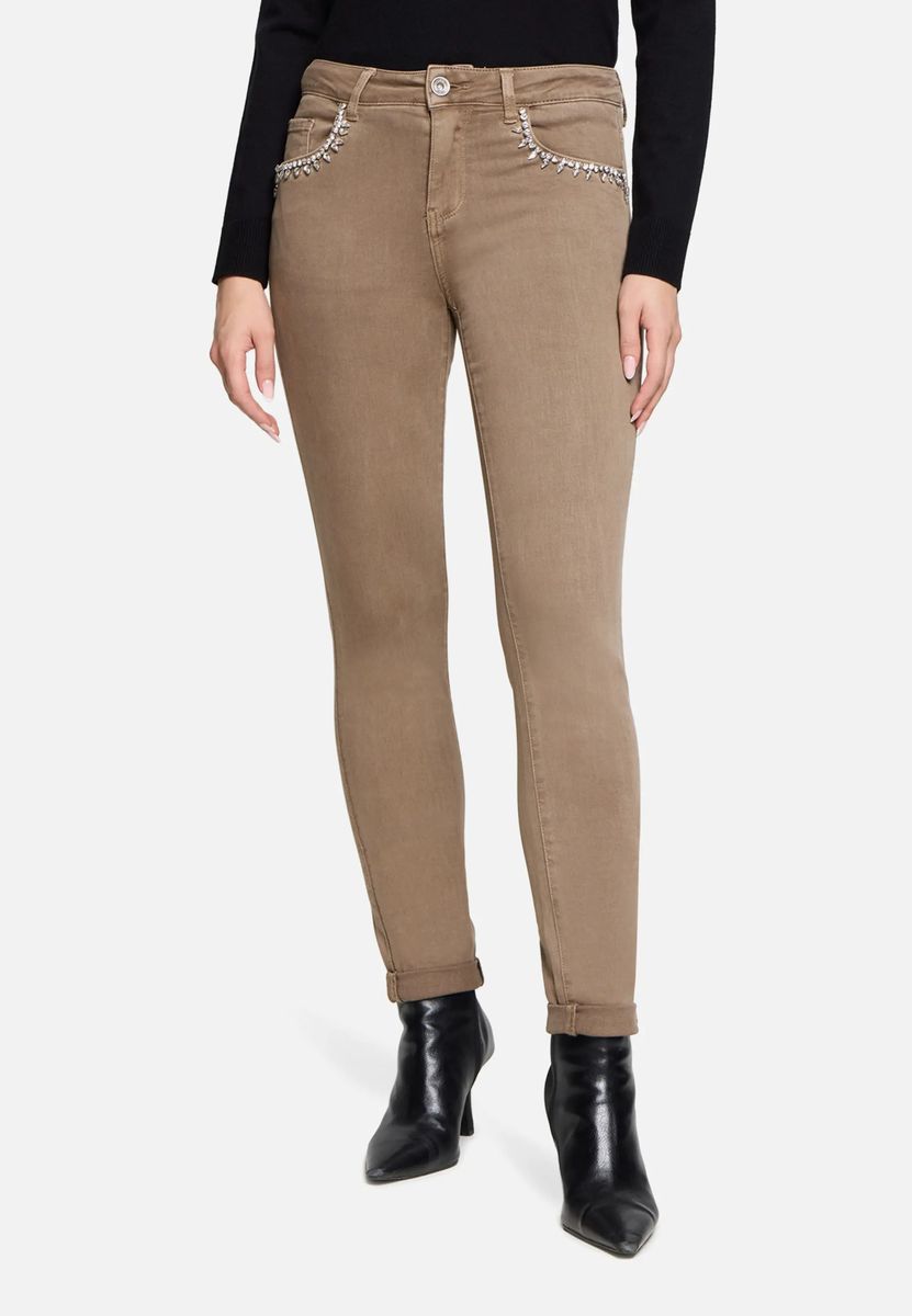 Stone-Wasch Slim Fit Jeans
