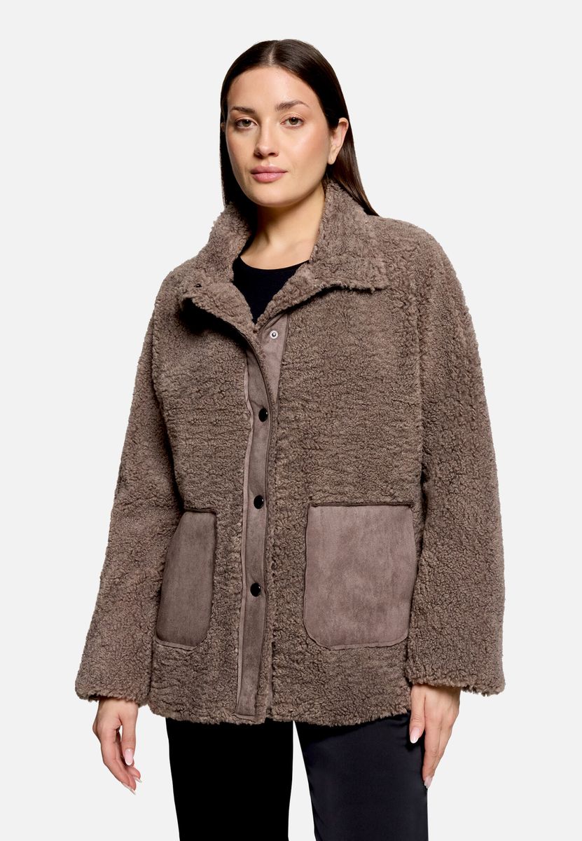 Plüschige Outdoorjacke aus Kunstfell