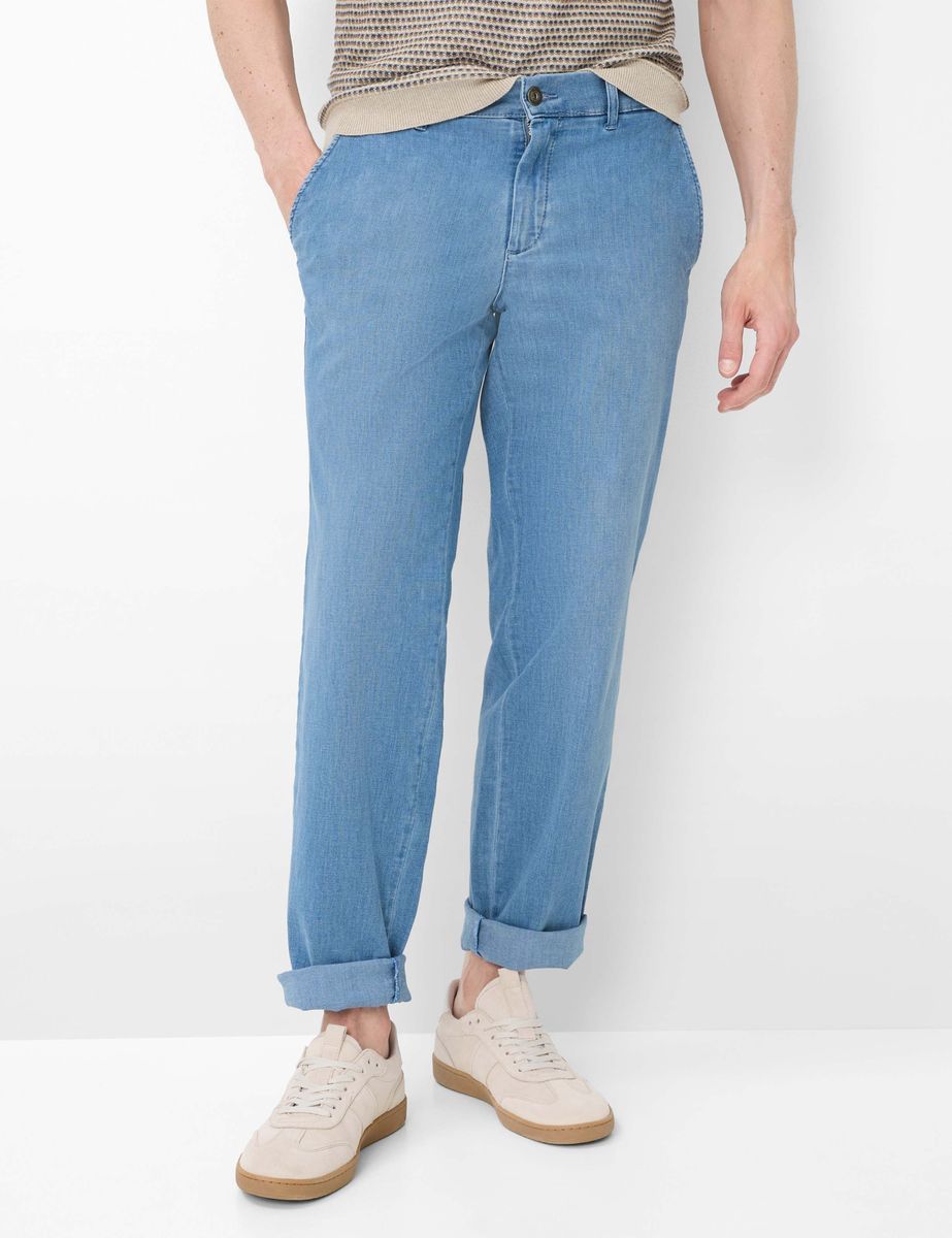 Herren Chino Hose aus hellblauem Denim