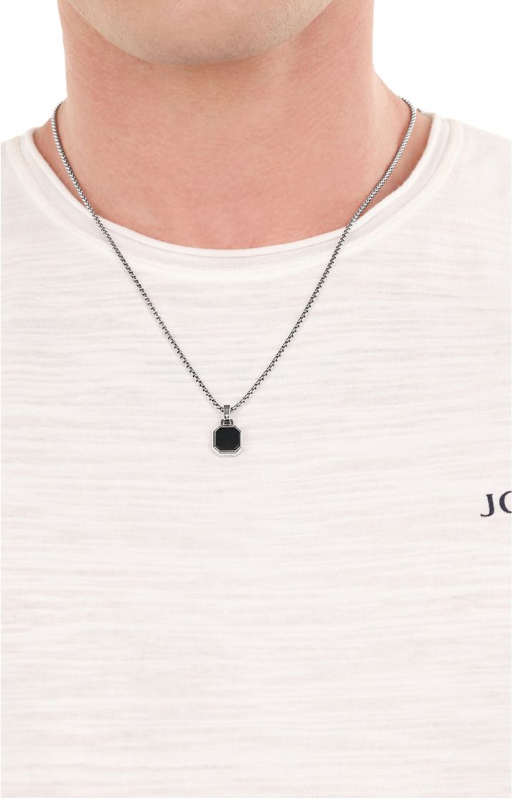 Halskette mit Anhänger in Silber