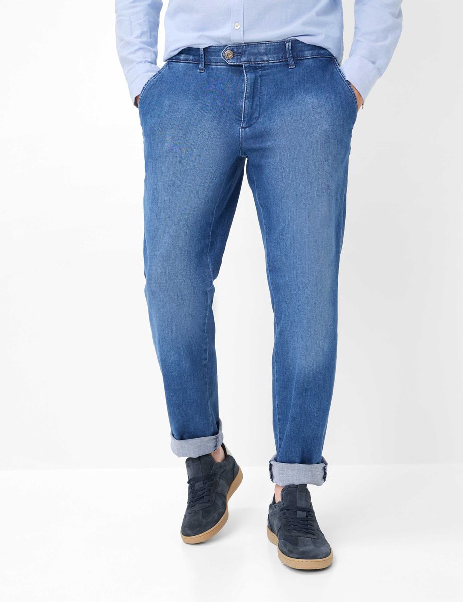 Herren Chinos aus Denim mit Relaxed Fit