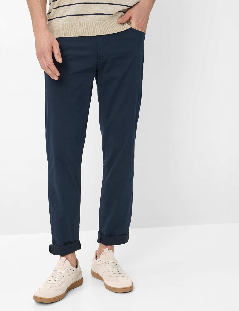 Marineblaue Five-Pocket-Hose mit gerader Passform