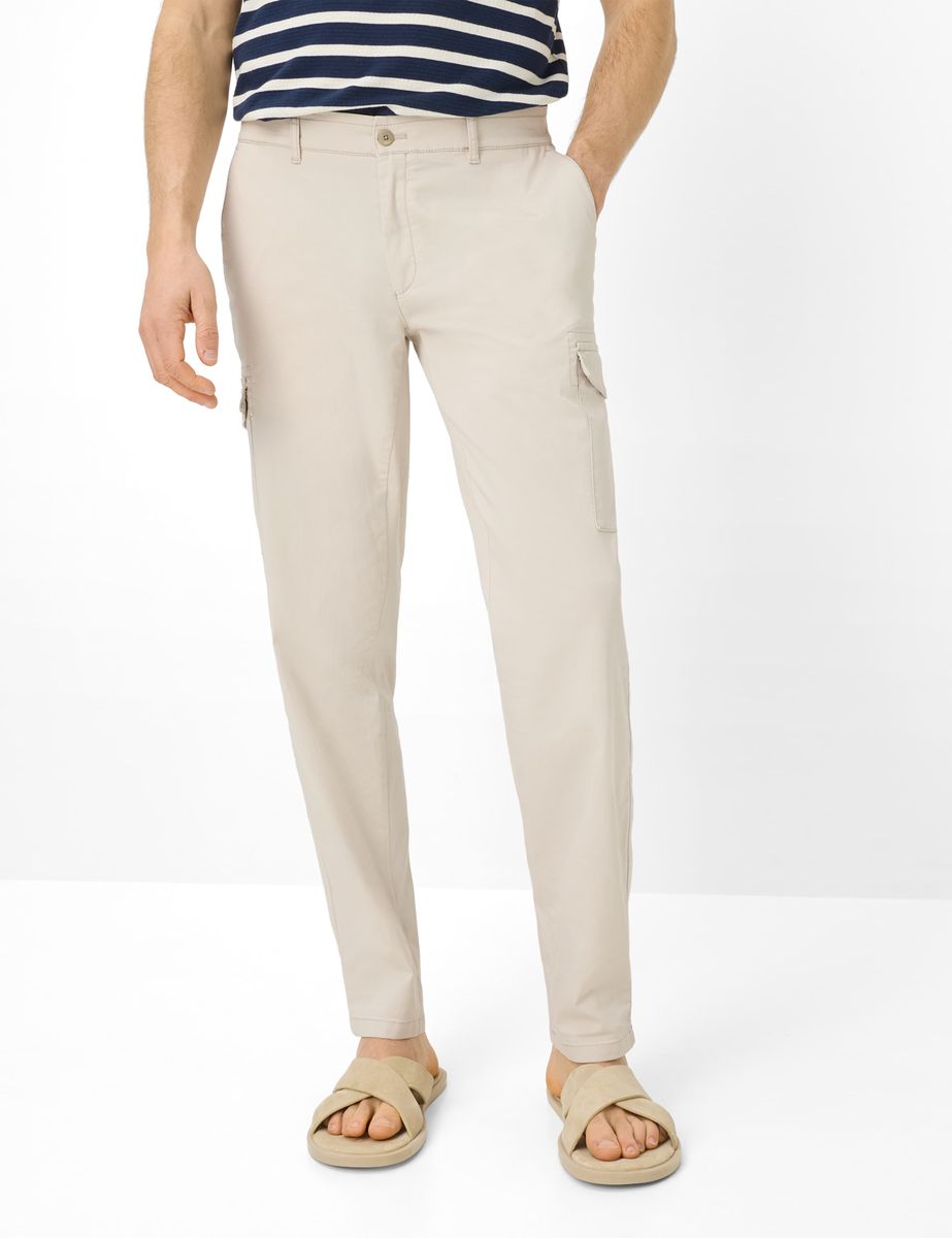 Herren Cargohose mit schmal zulaufendem Schnitt