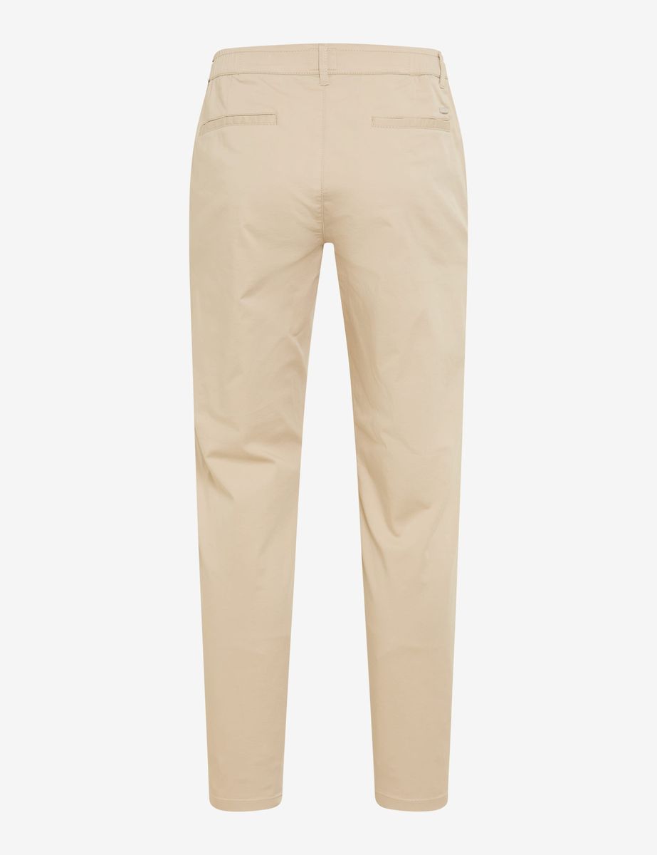 Klassische Chino-Hose mit konischer Passform