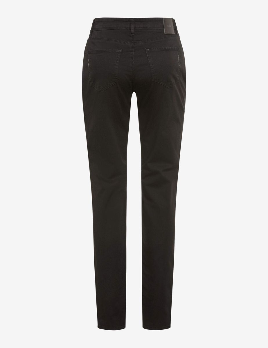 Klassische schwarze Jeans mit regulärer Passform