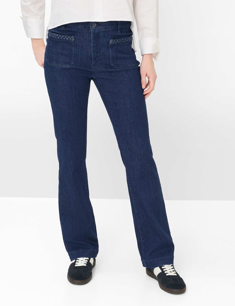 Bootcut Jeans im regulären Schnitt