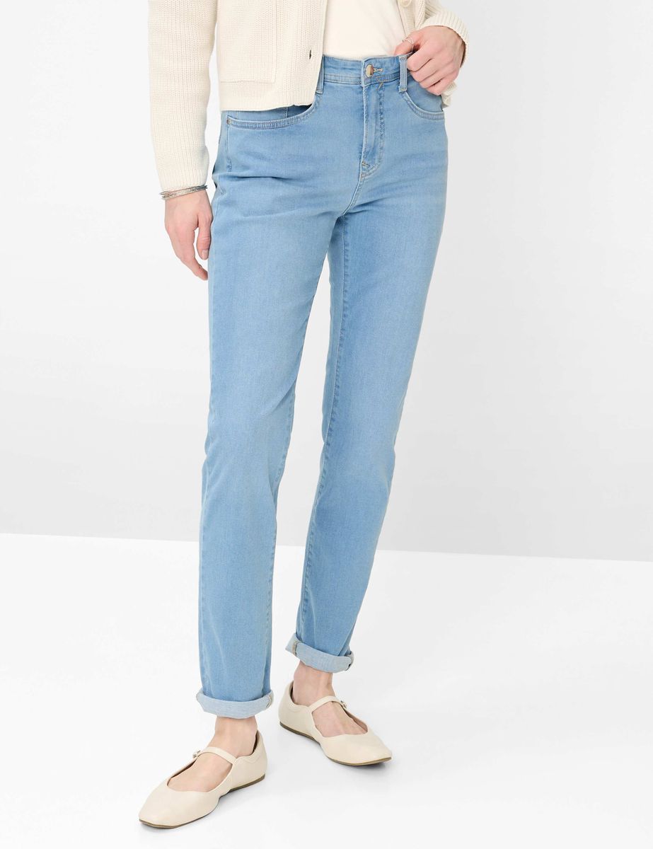 Jeans mit heller Waschung und regulärer Passform