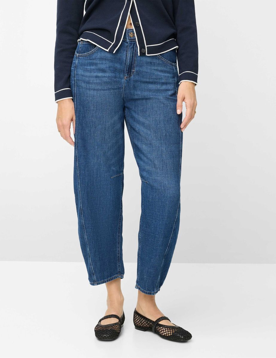 O-Form Barrel Leg Jeans